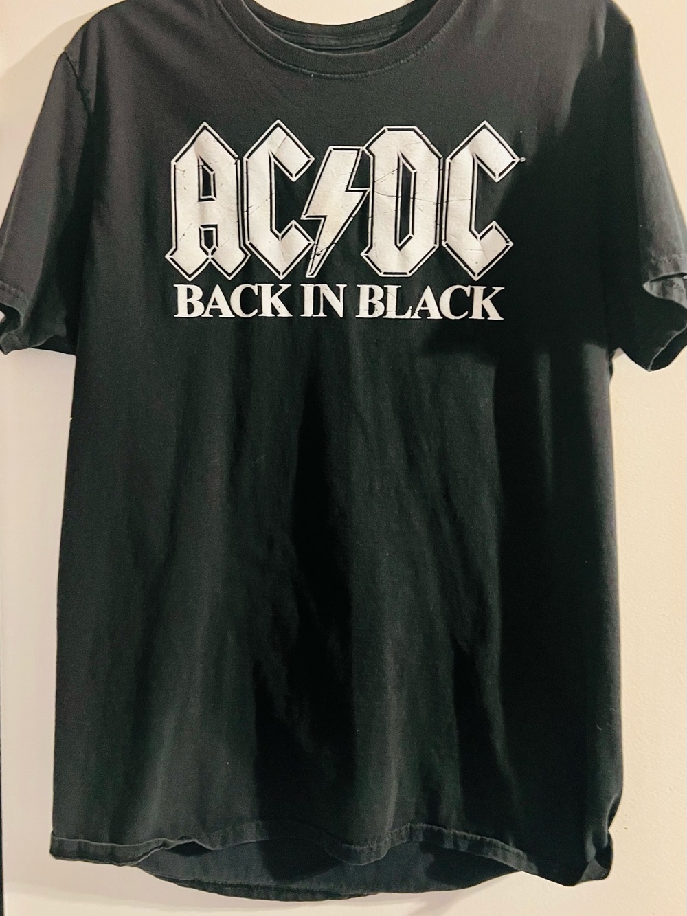 AC/DC Black Short Sleeve Back In Black Graphic Tee L